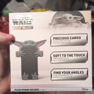 Star Wars Mandalorian Flexi Phone Holder